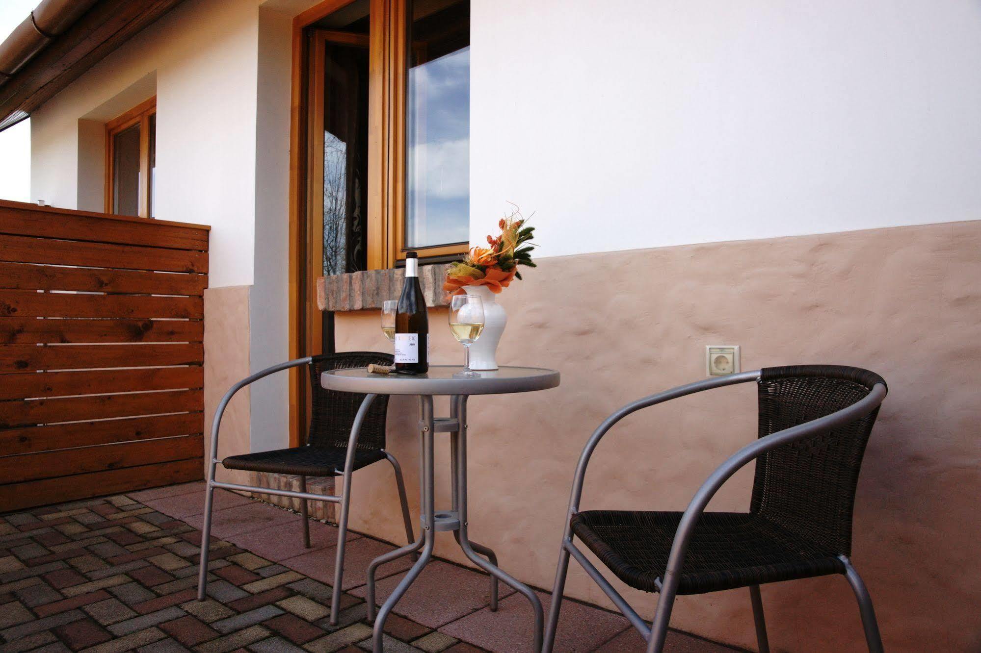 Hotel Vineyard Inn - Szoloskert Nagykanizsa Exterior photo